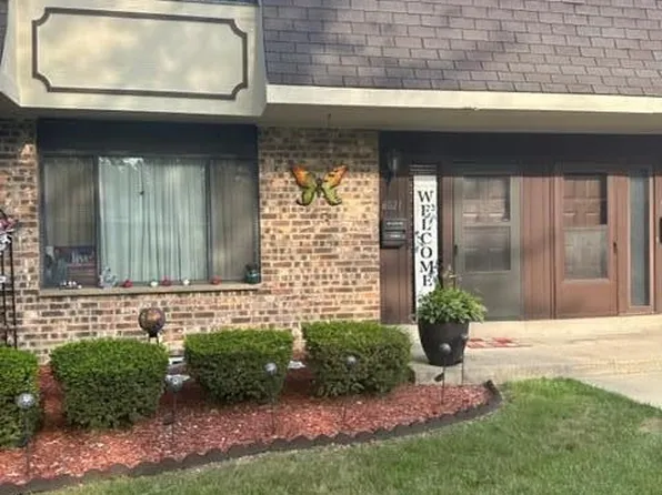 6021 West Calumet ROAD, Milwaukee, WI 53223