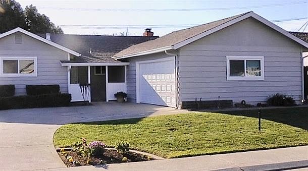 1st image of 3849 N Delano Ave