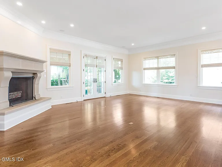 140 Havemeyer Pl — Photo 11
