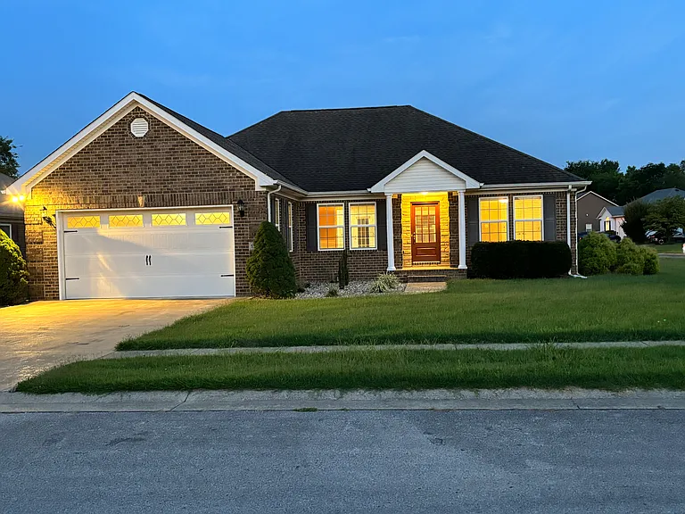 1576 Trillium Ln — Photo 14