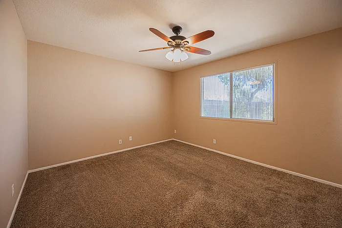 2812 S Cottonwood Dr — Photo 13