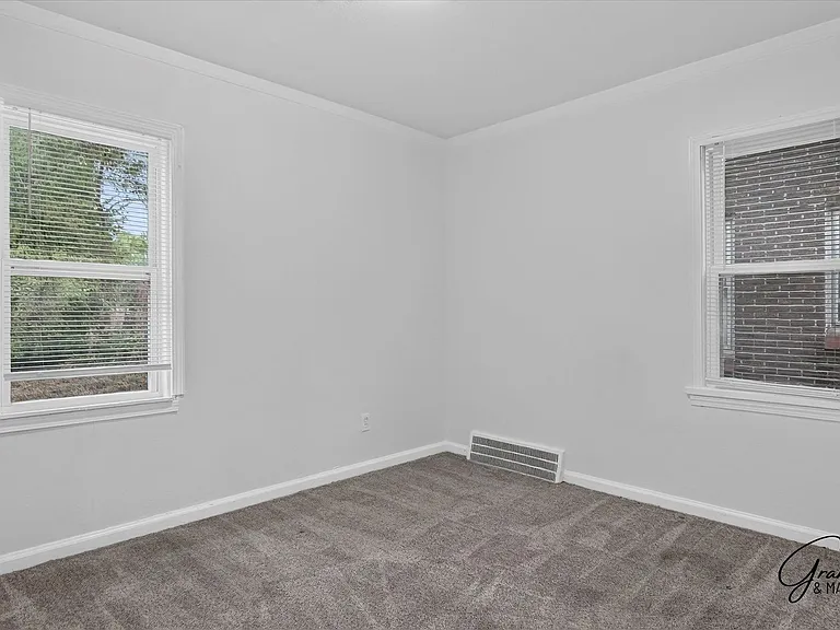 14800 Tacoma St — Photo 15
