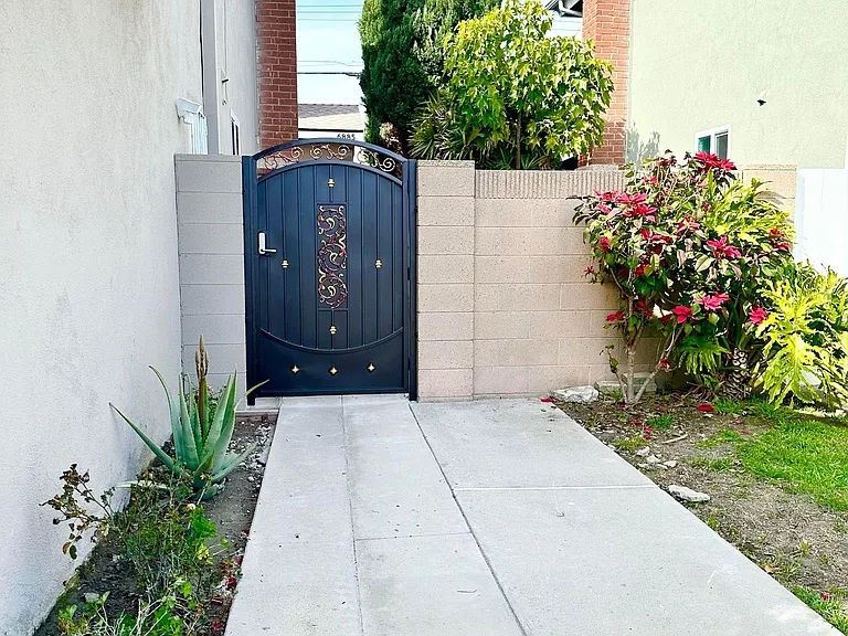 Nyanza Dr — Photo 35