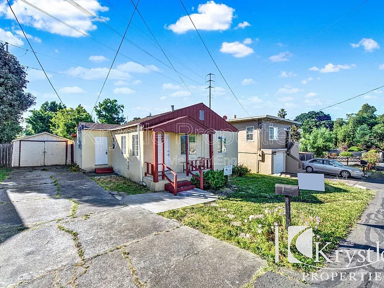 412 Home Acres Ave — Photo 1