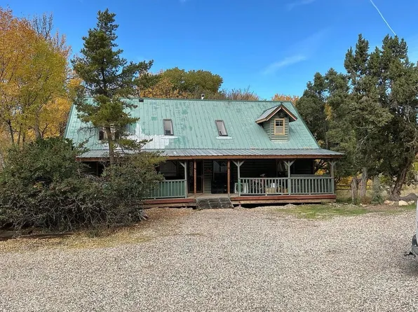 214 S Stagecoach Dr, Brookside, UT 84782