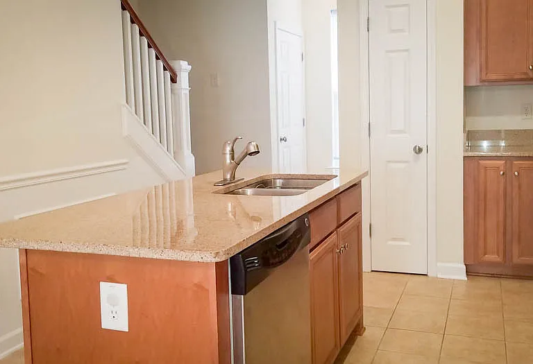 926F Price Ln — Photo 11