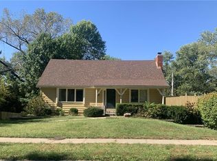 2504 Magnolia Ave, Liberty, MO 64068