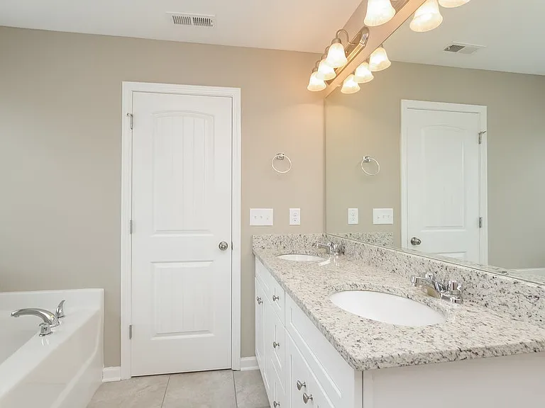 601 Fieldcrest Dr — Photo 11