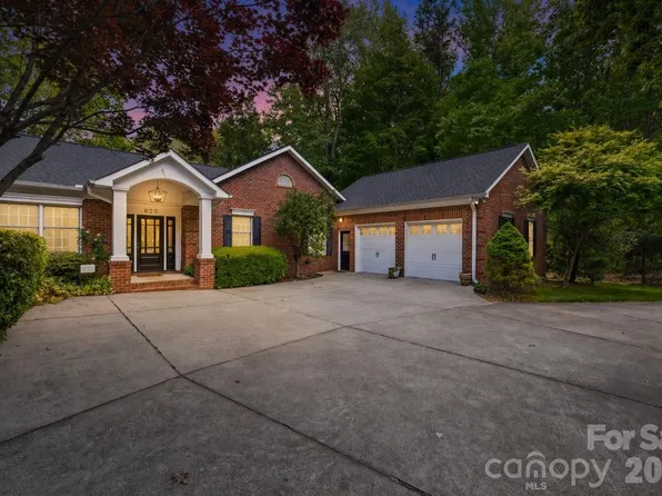 625 Saint Andrews Rd, Statesville, NC 28625