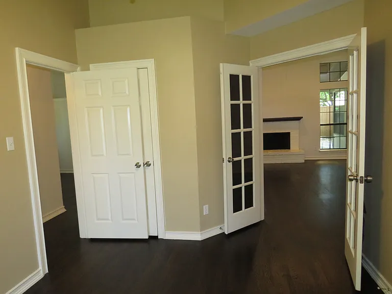 2308 Crestmeadow St — Photo 25