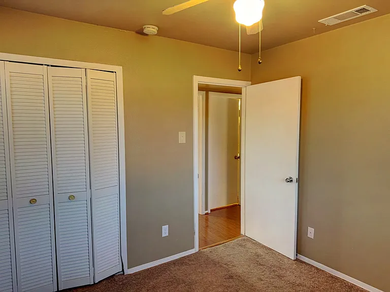 2837 Lowell Dr — Photo 18