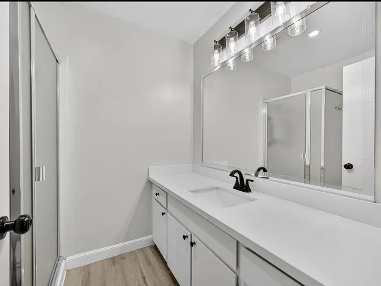 4549 Melody Dr — Photo 7