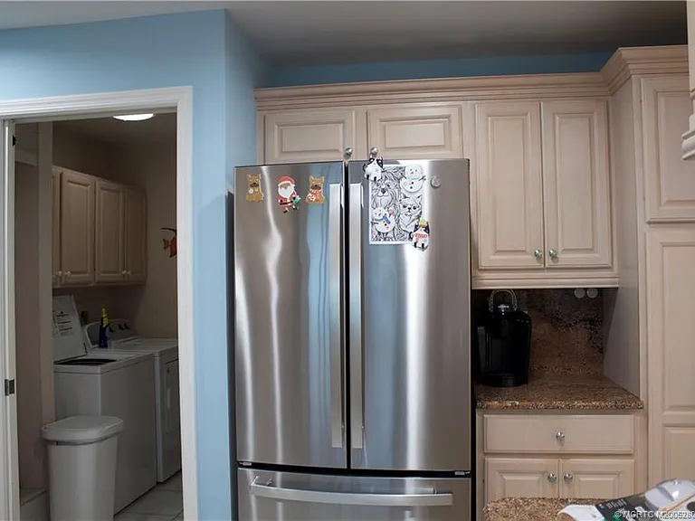 2744 NW Howard Creek Ln — Photo 12