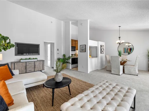 902 Camino Real Unit 207, Redondo Beach, CA 90277