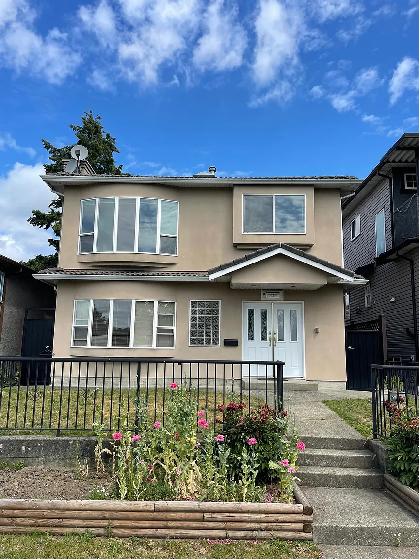 431 E 57th Ave photo 1