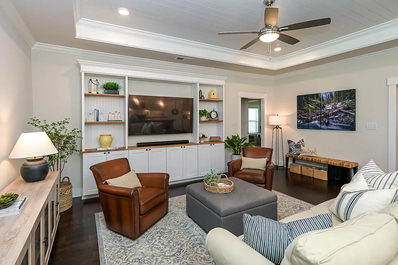 4 bed, 2117 sqft, $2,000 — Photo 3
