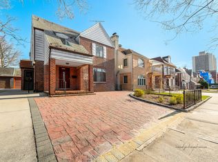 10842 66th Rd, Forest Hills, NY 11375