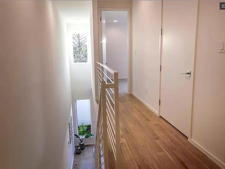 2308 N Prairie Ave — Photo 27