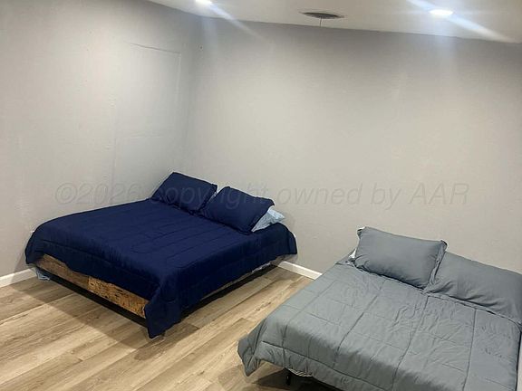 5th image of 107 Pecan St