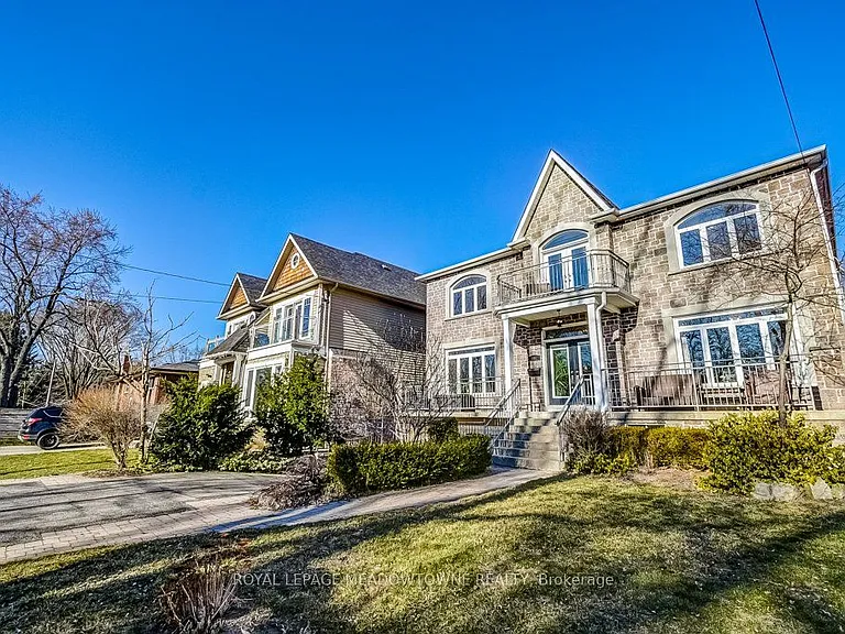 591 Lakeside Ave — Photo 33