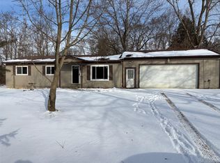 4225 Baldwin Rd, Metamora, MI 48455