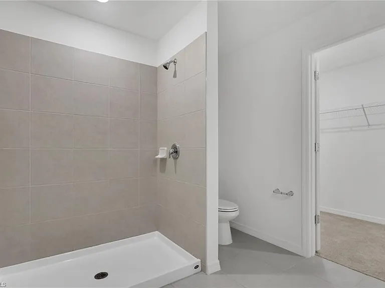 19550 Fairhill Ct — Photo 21