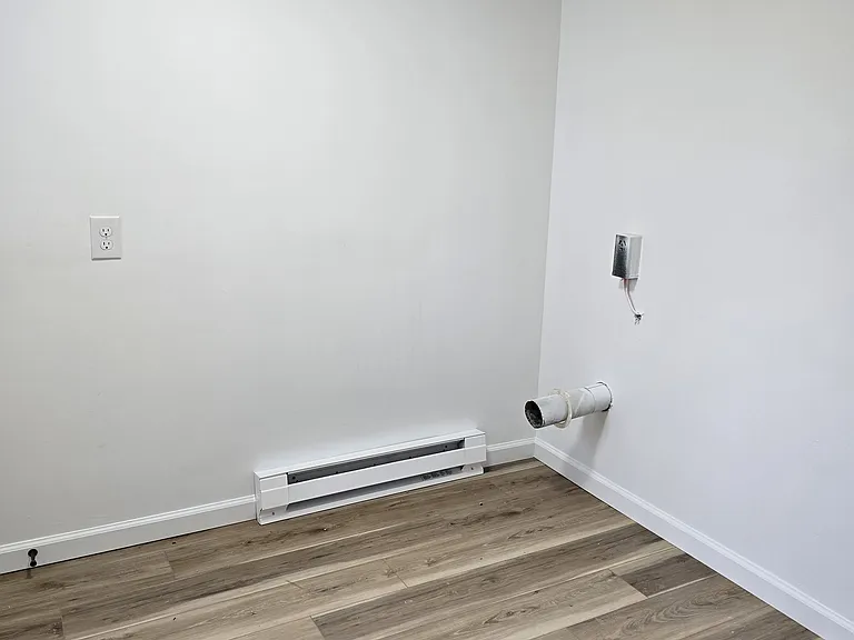1227 Tremont Ave SW — Photo 8