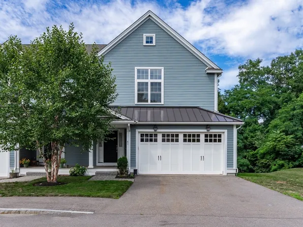 41 Clarks Hill Cir #41, Framingham, MA 01702