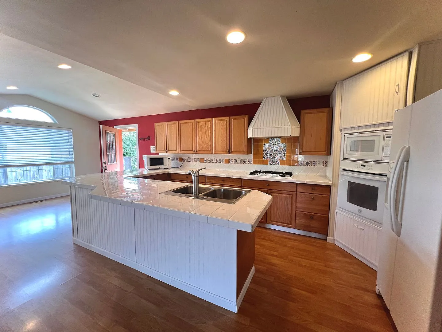 20968 Travis Lane — Photo 4