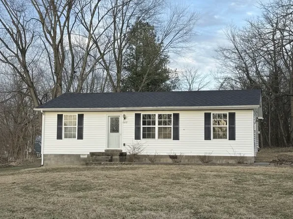 209 N Center St, Irvington, KY 40146