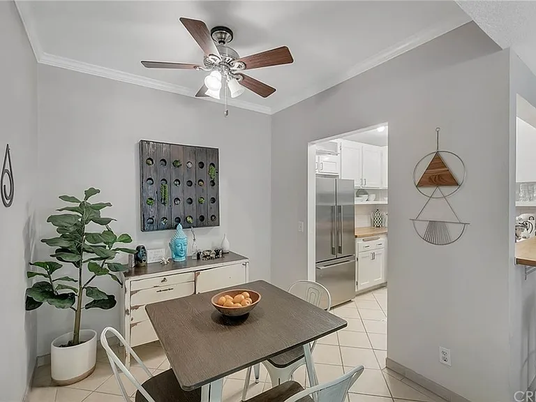 24105 Del Monte Dr #445 — Photo 7