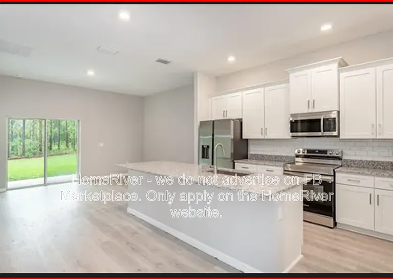 14025 SW 60th Ter #1 — Photo 4