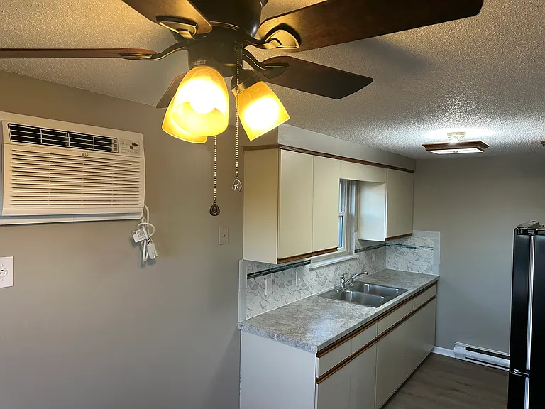 2718 Alder Creek Dr S #3 — Photo 6