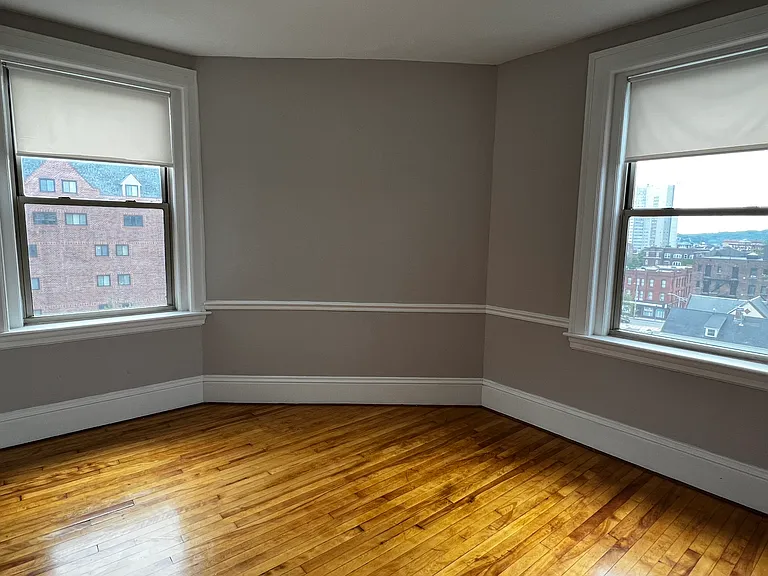 46 & 46A Elm Street — Photo 47