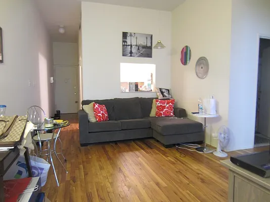 Rented by City Connections Realty | media 7