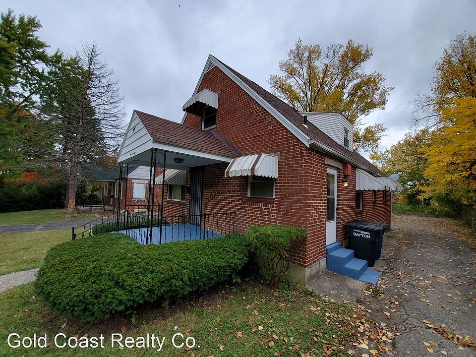 1st image of 620 Cherry Dr