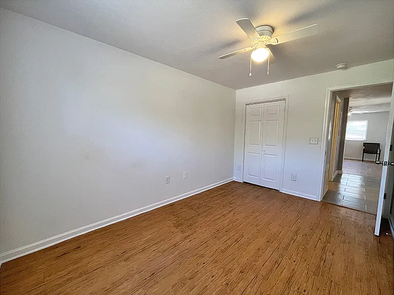 4200 46th Ave N #3 — Photo 10