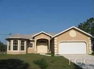 818 Drum Ct, Lehigh Acres, FL 33974