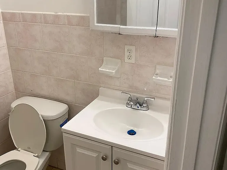 33 Bostwick Ave #2 — Photo 11