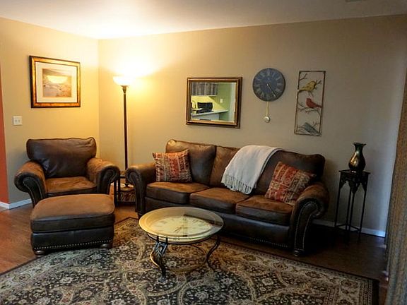 4th image of 264 Turnberry Dr Unit 1