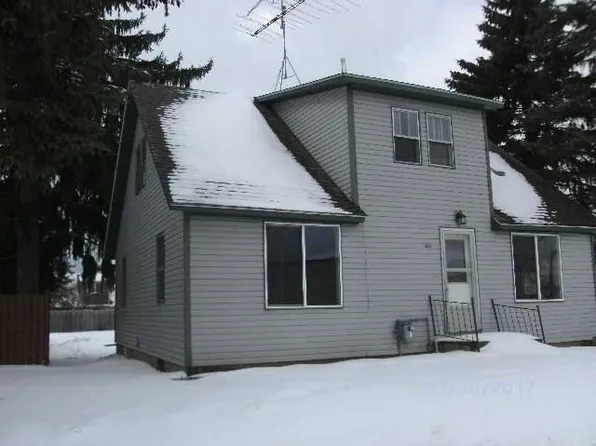 1075 1st Ave, Cumberland, WI 54829