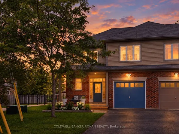 2375 Glenwood School Dr, Burlington, ON L7R 3R9