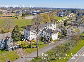 103 Barnhardt Cir