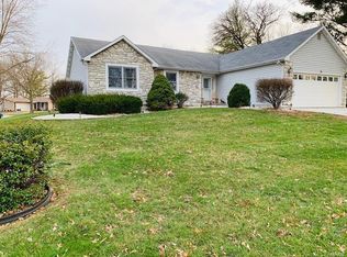 35 Picardy Dr, Lake Saint Louis, MO 63367