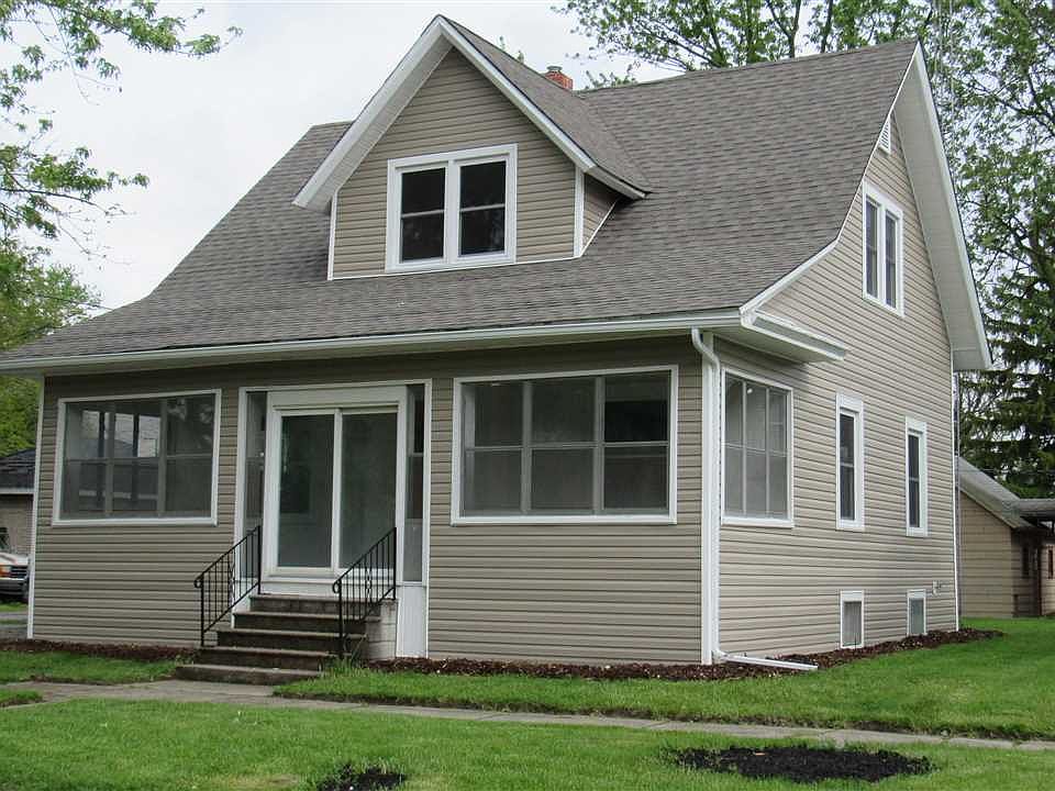 1st image of 510 E Houston St