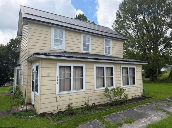 633 Blackwater Ave, Davis, WV 26260