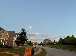 9614 Clubhouse Cir, Rowlett, TX 75089