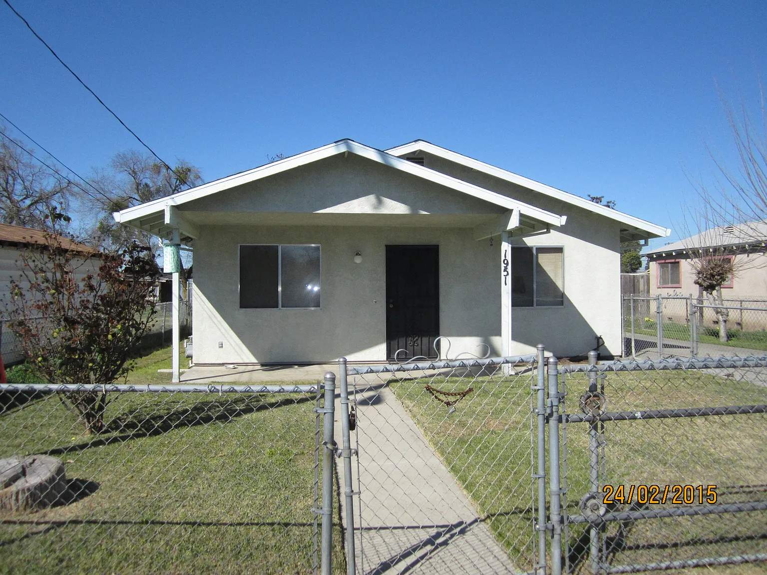 1951 E Clover Ln photo 1