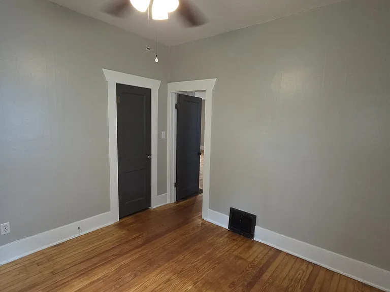 255 N Elizabeth Ave — Photo 15
