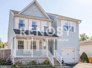 695 209th St, Pasadena, MD 21122